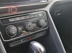 ڤۆڵکسواگن ئەتلەس